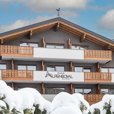 Hotel Alpenroyal Castelrotto Bagian luar foto