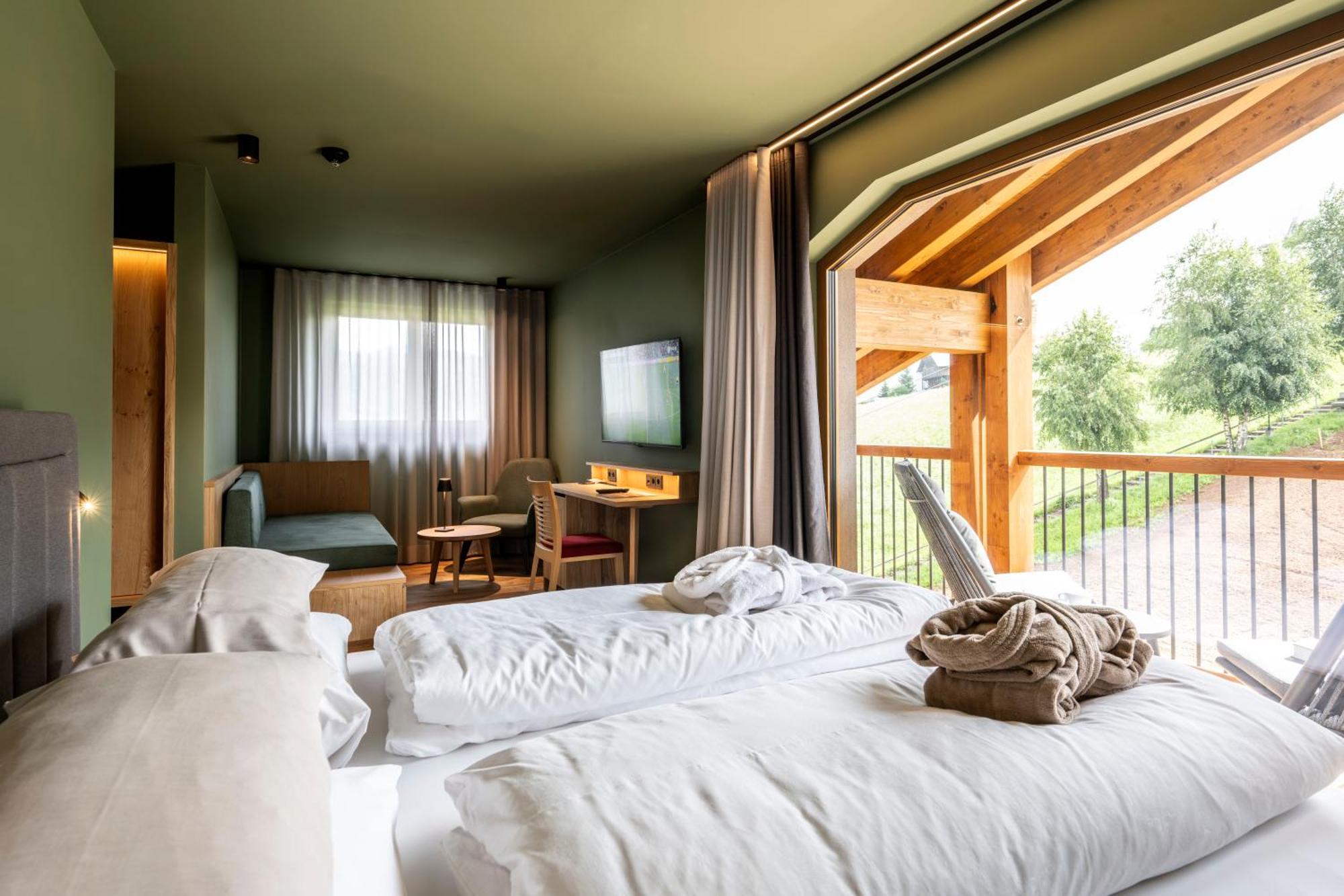 Hotel Alpenroyal Castelrotto Bagian luar foto