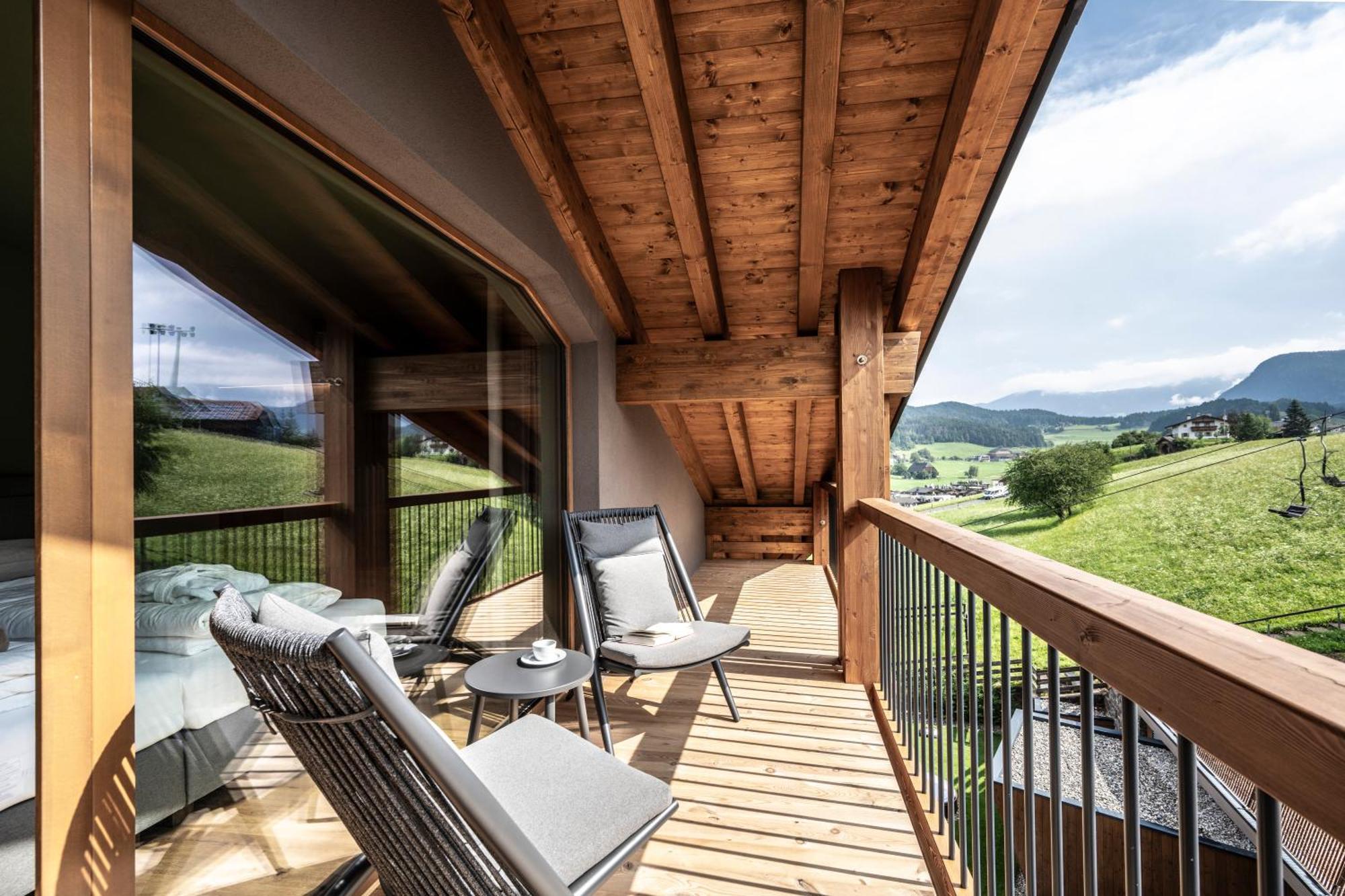 Hotel Alpenroyal Castelrotto Bagian luar foto