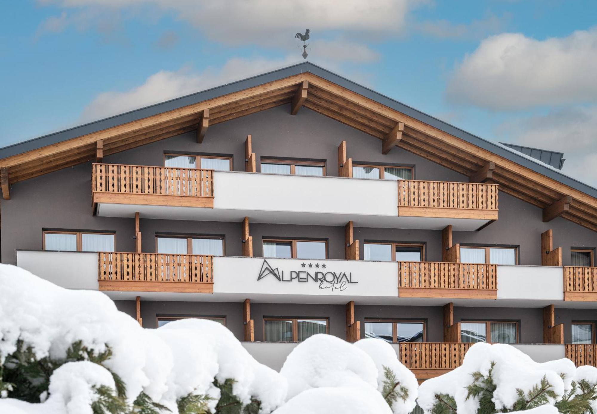 Hotel Alpenroyal Castelrotto Bagian luar foto