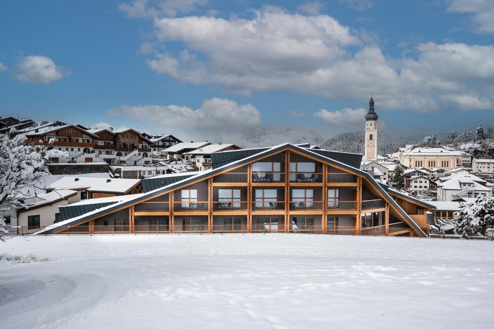 Hotel Alpenroyal Castelrotto Bagian luar foto