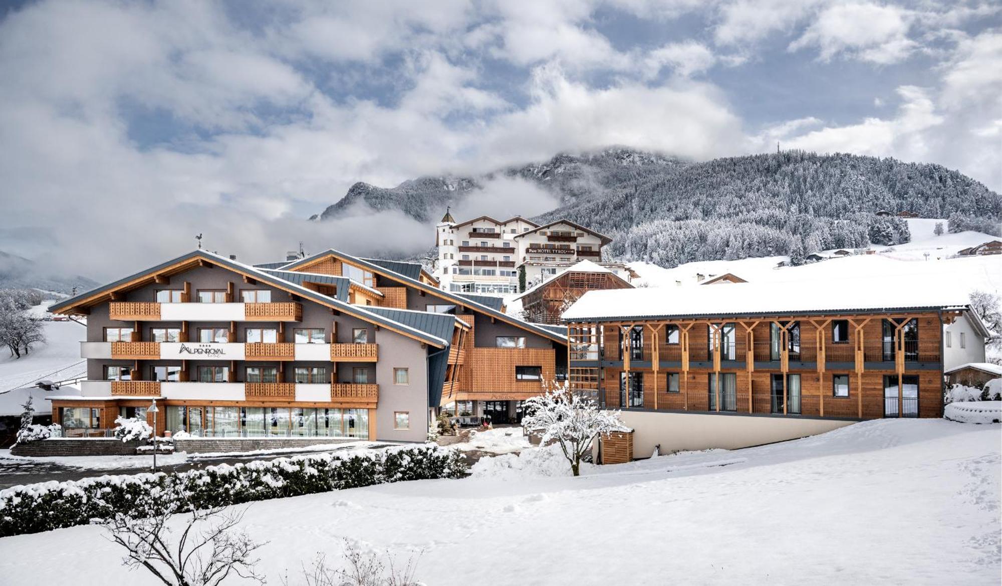Hotel Alpenroyal Castelrotto Bagian luar foto